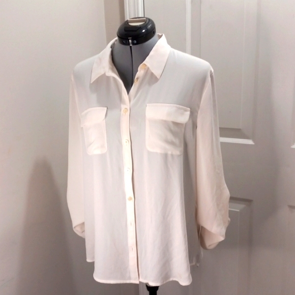 Loft Sz Med Petite, Cream Blouse, Long Sleeve W/ Button up on sleeves. - Picture 2 of 5